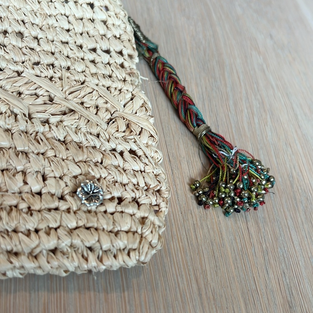 Straw clutch by Flora Bella - Picture 2 of 10